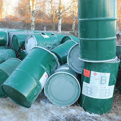 Peltitynnyri käytetty kannella 200 ltr - Käytöstä poistettu kalusto - svm0000001530 - 1