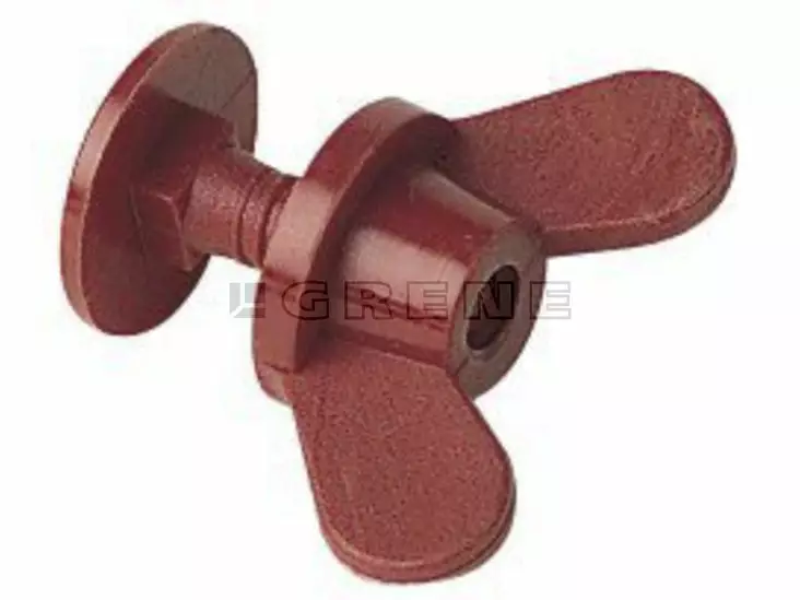 Rehukaukalon puhdistustulppa siipimutterilla 30 mm - Rehukaukalot - 5703414705053 - 1