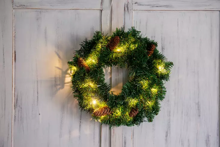 Havukranssi ajastimella ulkokäyttöön - Tunnelmavalot - 6410416420943 - 1