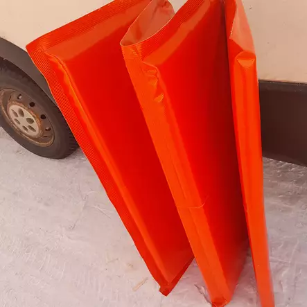 Huoltomiehen asennusmatto - Peitteet, pressut - svm0000008524 - 1