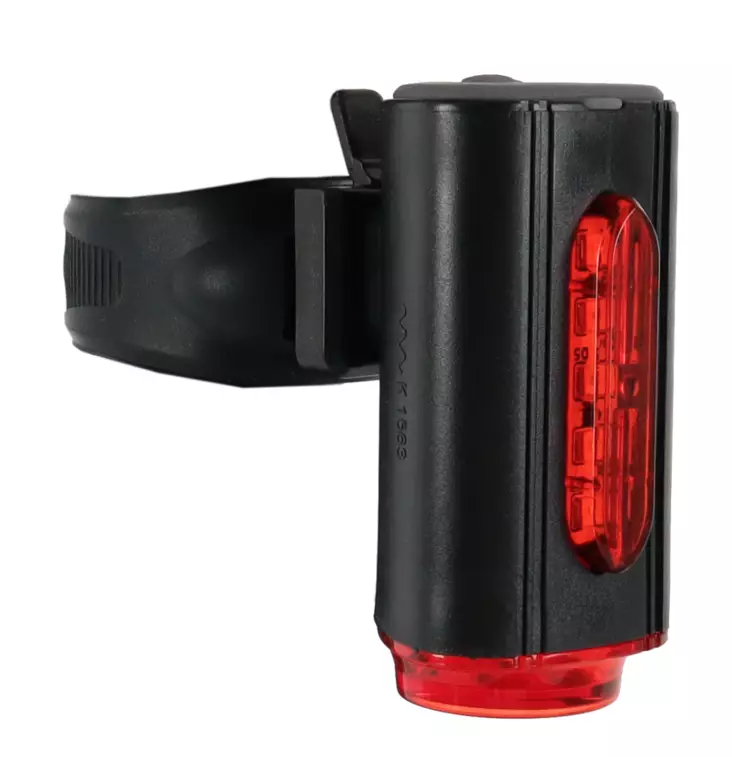 Berg Polkupyörän takavalo LED, ladattava - Pyöräilytarvikkeet - 6418536021644 - 1