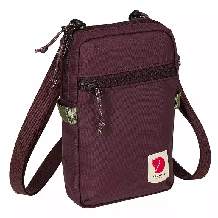 Fjällräven High Coast Pocket Black Berry - Rinkat, reput - 7323451088865 - 1