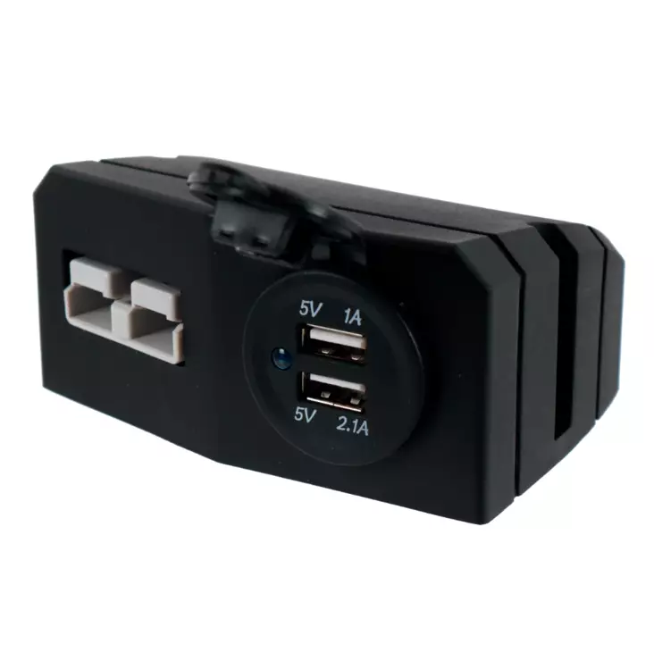 Arctic Marine Trukkiliitin 50A 12V DC ulosotolla kotelolla pinta-asennus - Muut veneilytuotteet - 6418536032688 - 1