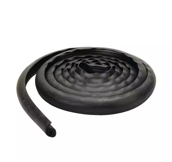 Tiivistenauha 3870mm, sopii Belarus - Ohjaamo ja kori - 806700023N - 1